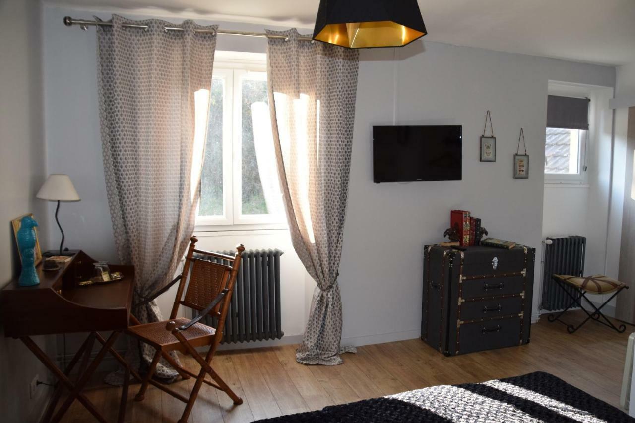 La Chabotine Bed & Breakfast Allas-Les-Mines ภายนอก รูปภาพ