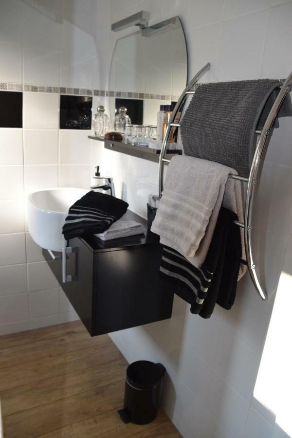 La Chabotine Bed & Breakfast Allas-Les-Mines ภายนอก รูปภาพ