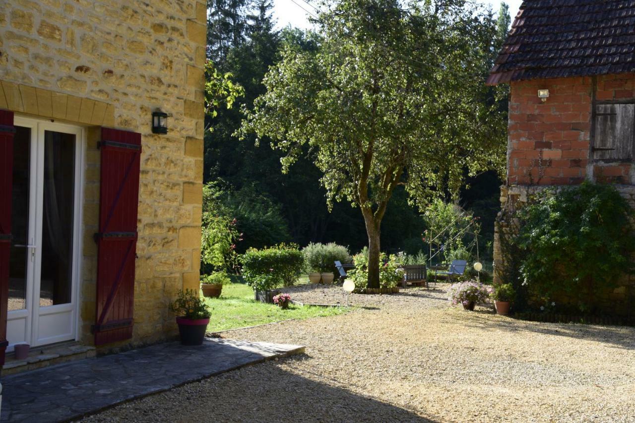 La Chabotine Bed & Breakfast Allas-Les-Mines ภายนอก รูปภาพ