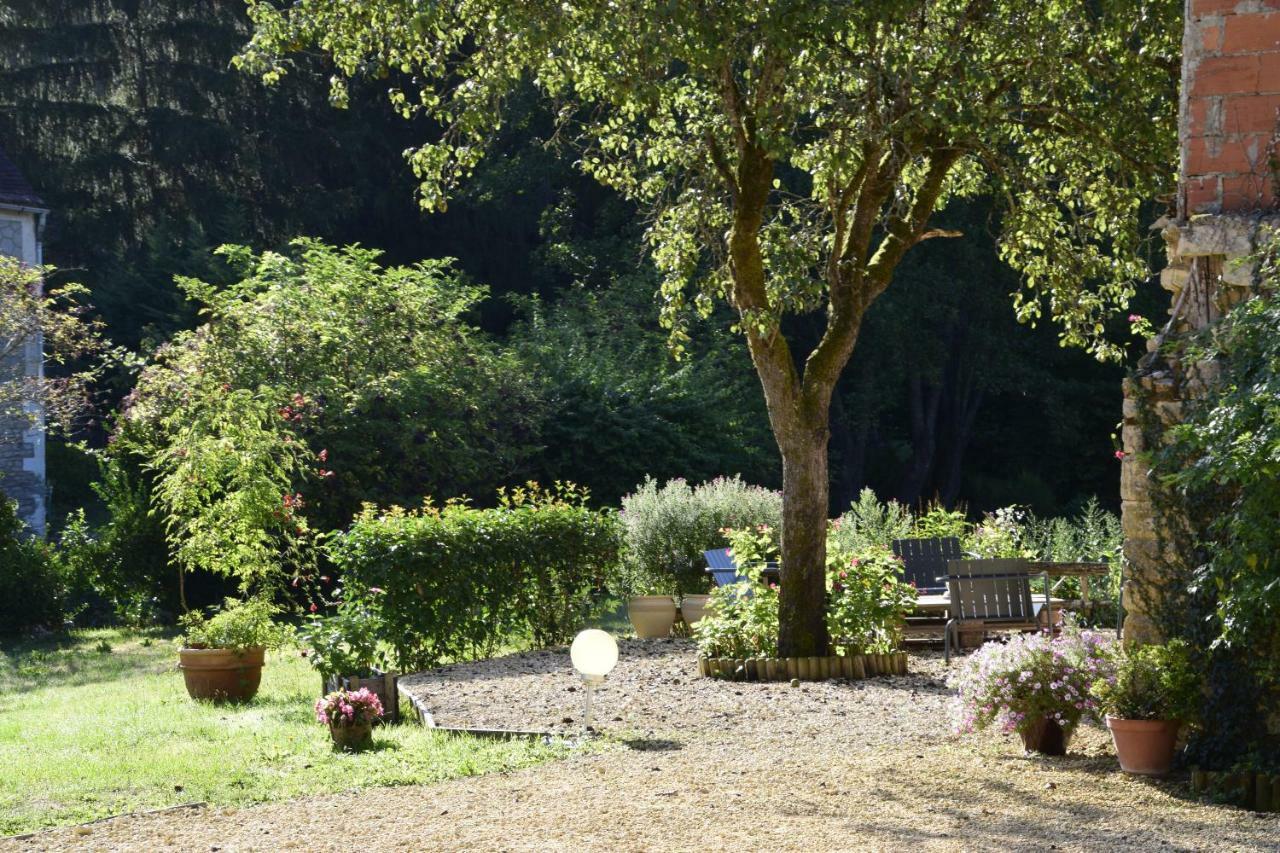 La Chabotine Bed & Breakfast Allas-Les-Mines ภายนอก รูปภาพ