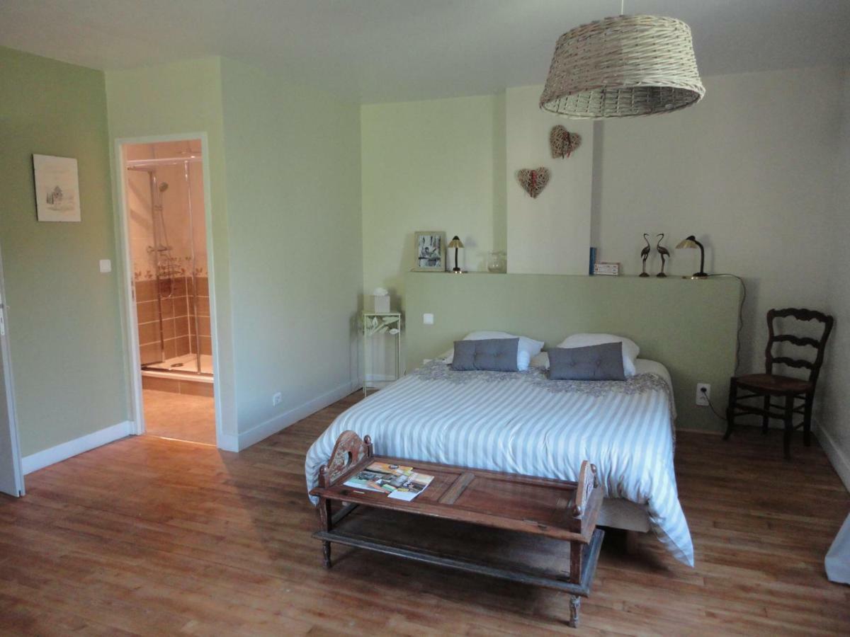 La Chabotine Bed & Breakfast Allas-Les-Mines ภายนอก รูปภาพ